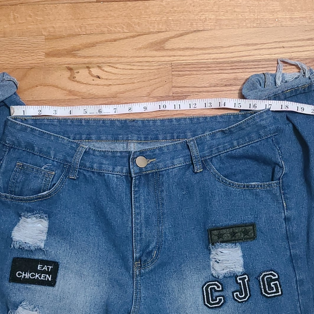 Patch Jeans - image 2